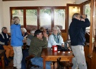 Pierre, Ludy, Barbara, Cor, Ans en Frans zien nog meer dan de andere koffiedrinkers   R.Eveleens